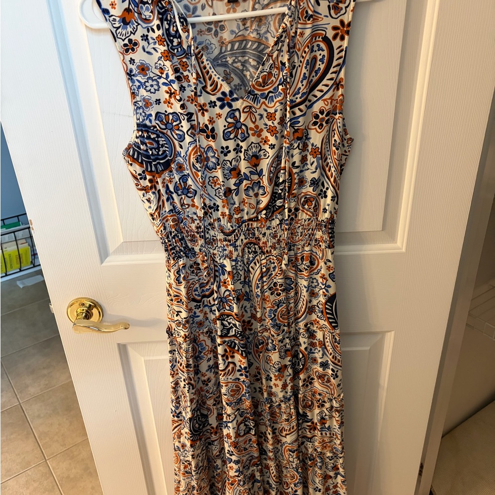 MSK White Maxi Dress with Navy & Rust Paisley Print